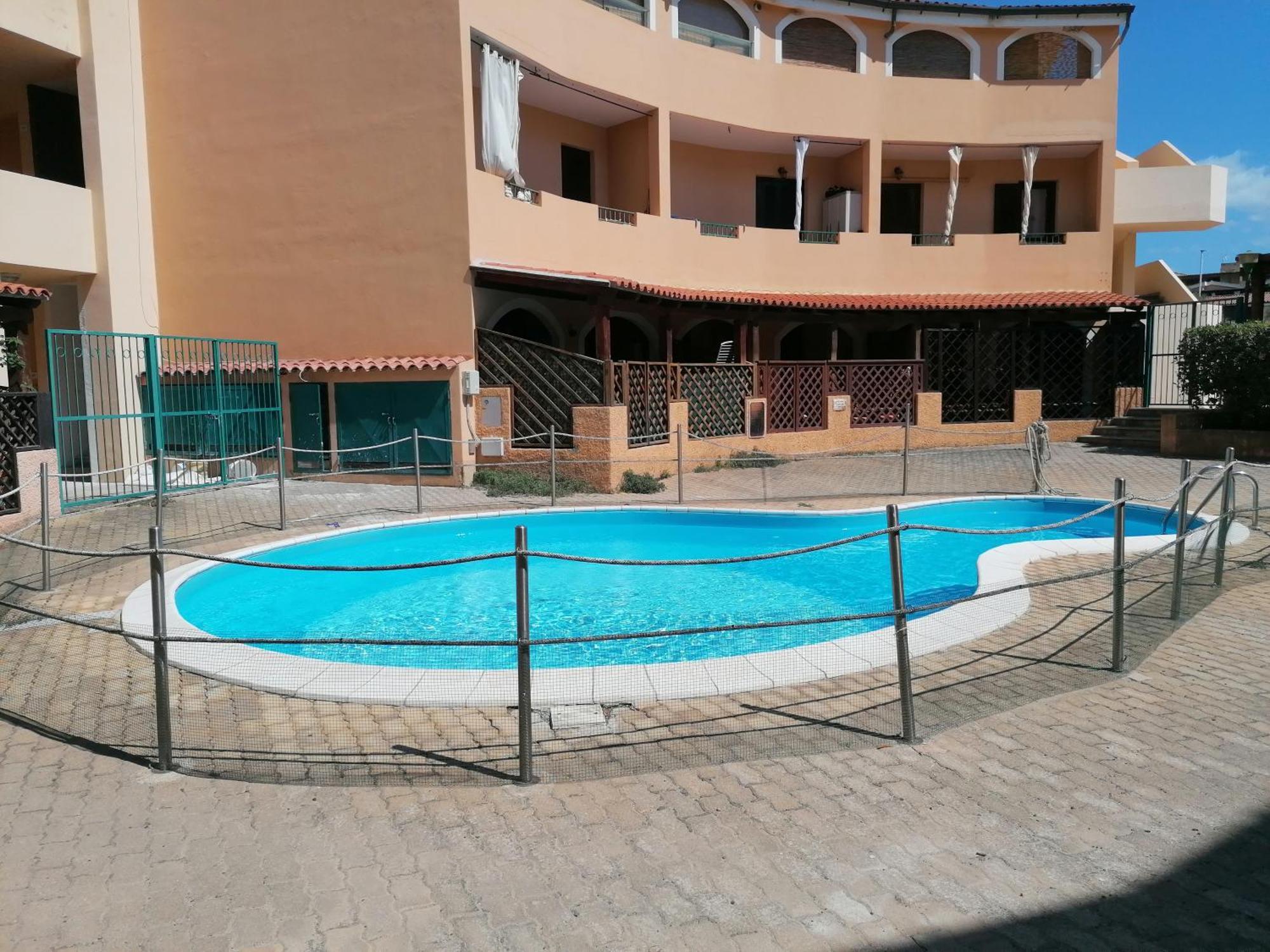 Top Floor Gulf View Apartment Олбия Екстериор снимка