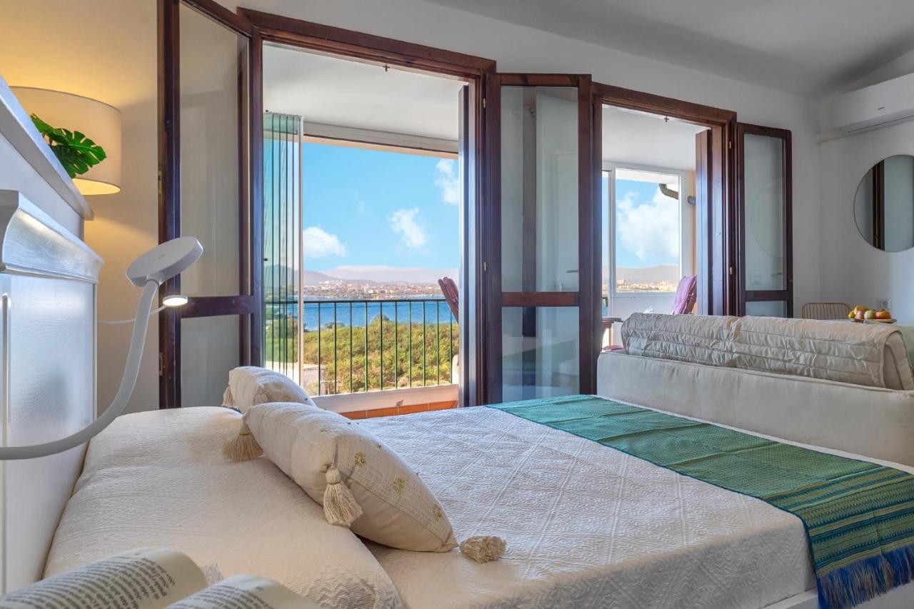 Top Floor Gulf View Apartment Олбия Екстериор снимка