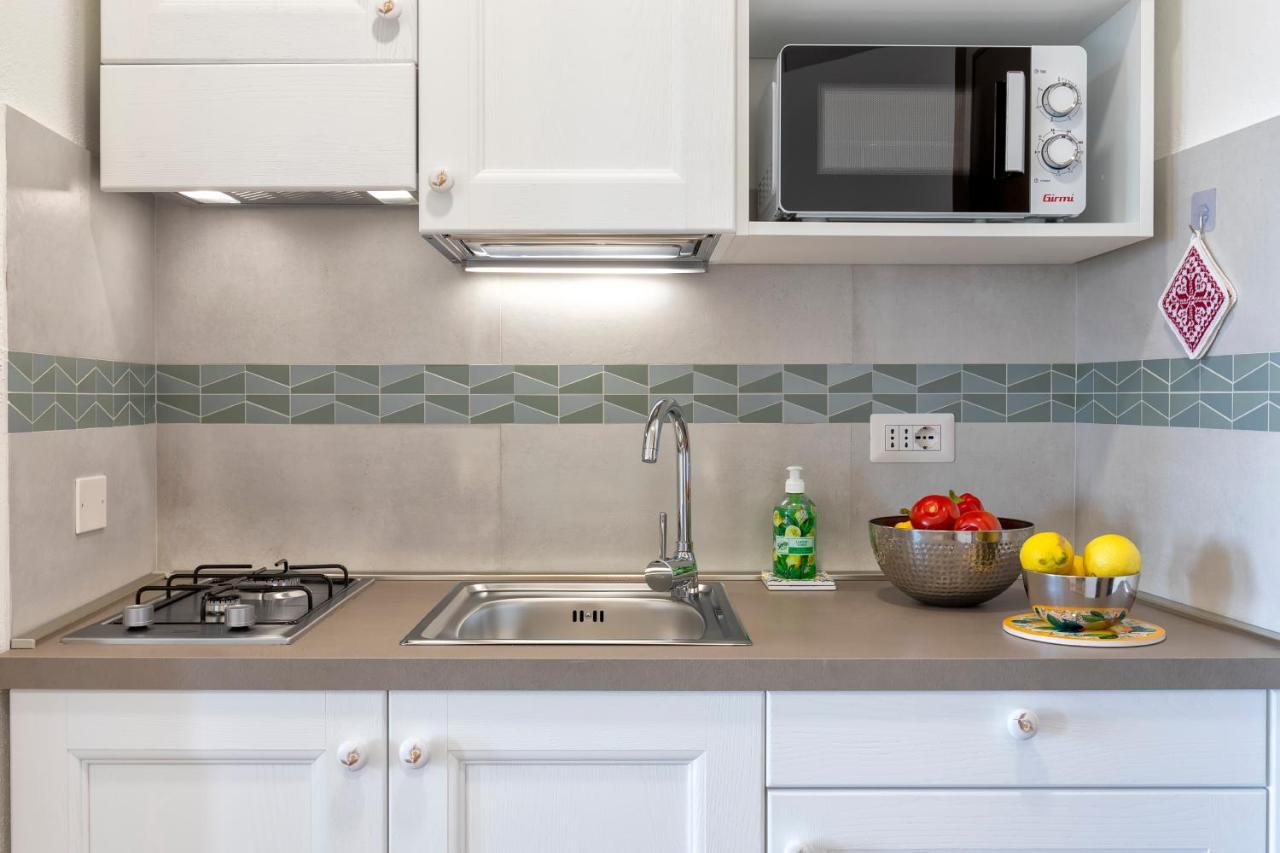 Top Floor Gulf View Apartment Олбия Екстериор снимка